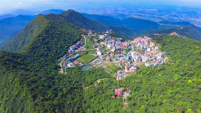 Không có thủ tục nào bắt buộc người dân của hai tỉnh này phải đến Việt Trì